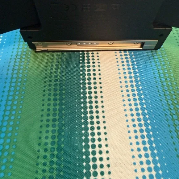 Nintendo Ring Fit Adventure Ring-Con with Red and Blue Joy-Con Artwork - Picture 14 of 16